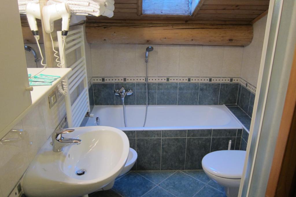 Chalet Del Sole Per Gruppi Livigno