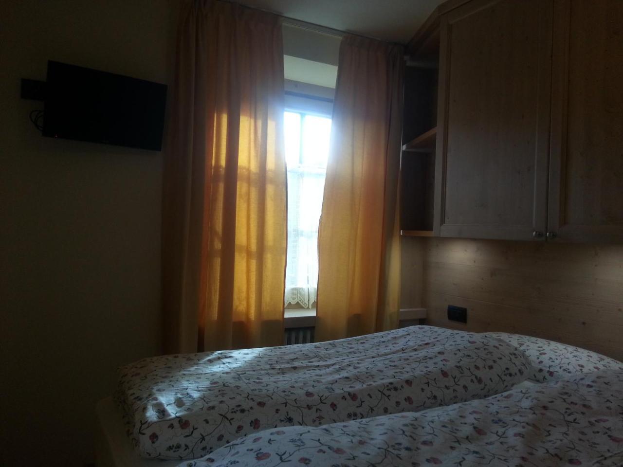 Chalet Del Sole Per Gruppi Livigno